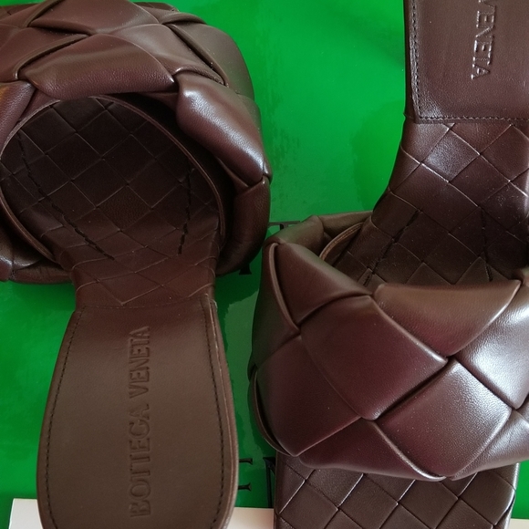 Authentic Bottega Veneta Lido Slides size 6/ IT 36 - Picture 2 of 7